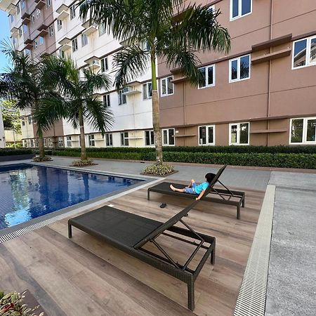 Starlight Suites Trece Martires Exteriör bild