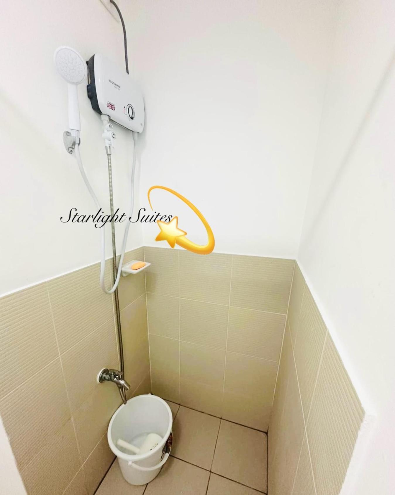 Starlight Suites Trece Martires Exteriör bild